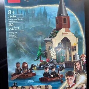 Lego Hogwarts Castle Boathouse Set - Black, Brown, Green